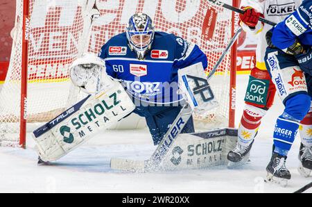 Schwenninger Wild Wings - Düsseldorf EG, Helios Arena, Penny DEL, 37. Spieltag Hauptrunde : #60 Joacim Erikson, Torwart Schwenninger Wild Wings. (Vill Banque D'Images