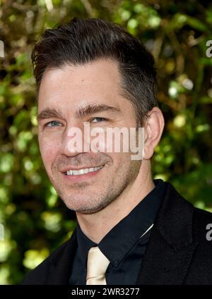 Beverly Hills, États-Unis. 09 mars 2024. Andy Grammer arrivant à la célébration Gold Meets Golden au Consulat général de France, à Beverly Hills CA. Le 9 mars 2024 © Majil/ Credit : AFF/Alamy Live News Banque D'Images