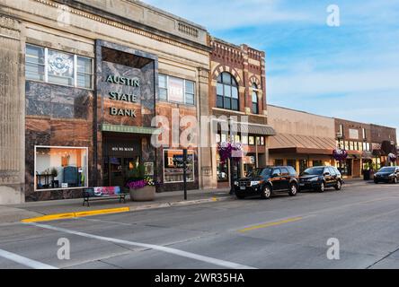 Dans les rues de la petite ville d'Amérique, Austin, Minnesota Banque D'Images