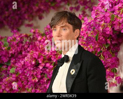 Hollywood, États-Unis. 10 mars 2024. Cillian Murphy arrive sur le tapis rouge à la 96e cérémonie annuelle des Academy Awards à Los Angeles, en Californie, le dimanche 10 mars 2024. Depuis 1929, les Oscars ont reconnu l'excellence dans les réalisations cinématographiques. Photo de Jim Ruymen/UPI crédit : UPI/Alamy Live News Banque D'Images