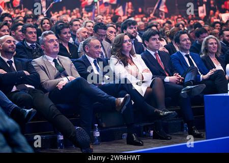Stéphane Ravier Eric Zemmour Sarah Knafo Samuel Lafont et Guillaume Peltier lors de la réunion de lancement de la campagne électorale européenne du parti d'extrême droite 'Reconquete' à Paris, France, le 10 mars 2024. Photo Victor Joly/ABACAPRESS.COM Banque D'Images