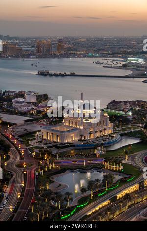 La mosquée Hamad bin Jassim nouvellement ouverte | L'île des perles Banque D'Images