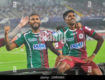 Mohunbagan Super Giant (MBSG) bat le club de football du Bengale oriental (EBFC) en ISL (Indian Super League-2024) par 3-1 au stade Salt Lake. Jason Cummings, Liston Colaço et Dimitrios Petratos ont marqué pour MBSG tandis que Saúl Crespo a réduit la marge pour EBFC. (Photo par Amlan Biswas/Pacific Press) Banque D'Images