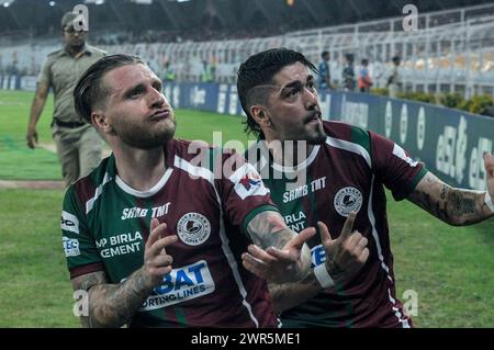 Kolkata, Bengale occidental, Inde. 11 mars 2024. Mohunbagan Super Giant (MBSG) bat le club de football du Bengale oriental (EBFC) en ISL (Indian Super League-2024) par 3-1 au stade Salt Lake. Jason Cummings, Liston Colaço et Dimitrios Petratos ont marqué pour MBSG tandis que SaÃºl Crespo a réduit la marge pour EBFC. (Crédit image : © Amlan Biswas/Pacific Press via ZUMA Press Wire) USAGE ÉDITORIAL SEULEMENT! Non destiné à UN USAGE commercial ! Banque D'Images