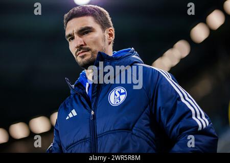 Magdeburg, Deutschland. 24 février 2024. firo : 24/02/2024, football, soccer, 2e ligue, saison 2023/2024, 1. FC Magdeburg - FC Schalke 04 Marcin Kaminski (FC Schalke 04) portrait, crédit : dpa/Alamy Live News Banque D'Images