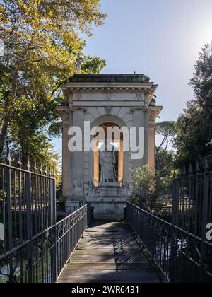 Une vue panoramique sur le temple d'Asclépius à Villa Borghese, Rome Banque D'Images