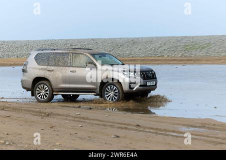 21/04/22 Toyota Land Cruiser, Sandymere, Westward Ho!, North Devon. Banque D'Images