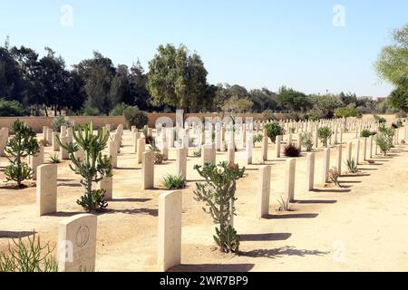 El.Alamein, Egypte, 10 octobre 2023 le cimetière militaire de guerre du Commonwealth à El-Alamein, Côte Nord de l'Egypte, Afrique du Nord Banque D'Images