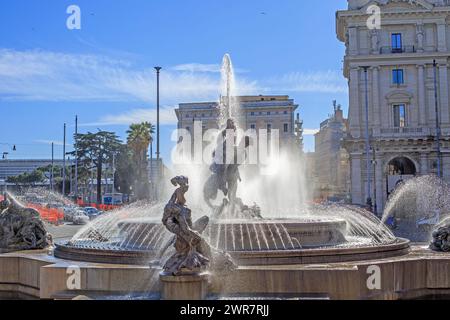 Rome, Italie, 21-02-24 Fontana di Nettuno est la deuxième des trois fontaines de la Piazza Navona. Cette fontaine a été construite en 1576 par Giacomo Della Porto Banque D'Images