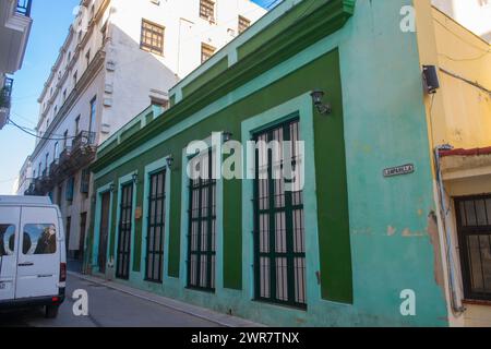 Bâtiments historiques sur Calle Lamparilla Street à Calle Cuba Street dans la vieille Havane (la Habana Vieja), Cuba. La vieille Havane est classée au patrimoine mondial de l'UNESCO. Banque D'Images