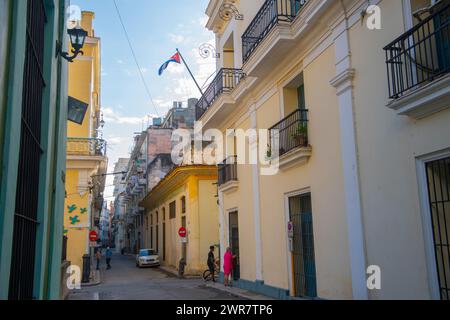 Bâtiments historiques sur Calle Lamparilla Street à Calle Cuba Street dans la vieille Havane (la Habana Vieja), Cuba. La vieille Havane est classée au patrimoine mondial de l'UNESCO. Banque D'Images