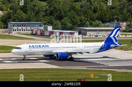 Ein Airbus A321-271NX (Airbus A321neo) von Aegean Airlines startet vom Flughafen Zürich. Enregistrement SX-NAS. (Zürich, Schweiz, 03.07.2022) Banque D'Images