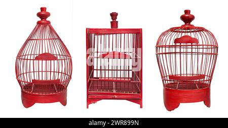 cage à oiseaux vintage isolée sur un fond blanc Banque D'Images