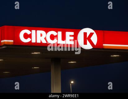 Gothenburg, Suède - février 29 2024 : logo Circle K sur une station énergétique Banque D'Images