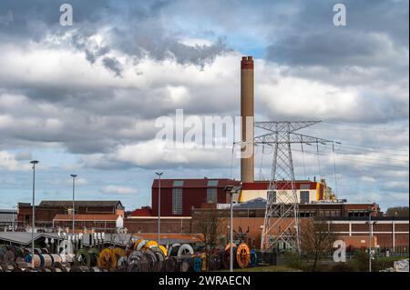 Laeken, région de Bruxelles-capitale, Belgique, 2 mars 2024 - vue sur la centrale électrique Dox Central Brussels Banque D'Images