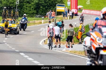 Der Italienische Radrennfahrer Filippo Baroncini vom Team Trek - Segafredo kämpft sich, während dem Einzelzeitfahren der 8. Etappe der Tour de Suisse, Banque D'Images