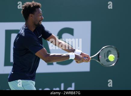 11 mars 2024 Gael Monfils, Français, retourne un tir contre Cameron Norrie, de Grande Bretagne, lors de l'Open BNP Paribas à Indian Wells, CALIFORNIE. Charles Baus/CSM Banque D'Images