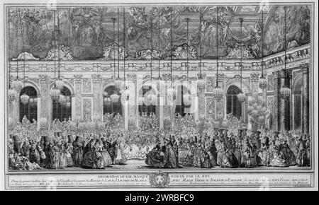 Décoration du bal masqué donné par le roy ..., C.N. Cochin filius delineavit., C.N. Cochin Pater sculp., décorations au bal masqué donné par le roi Louis XV de France en février 1745, à l'occasion du mariage de son fils, le Dauphin, avec Marie Thérèse d'Espagne; également visible, intérieur de salle de bal et nombreux invités en costume., Cochin, Charles Nicolas, 1688-1754, graveur, entre 1745 et 1754, Louis XV, roi de France, 1710-1774, vie sociale, France, gravures, 1740-1760., gravures, 1740-1760, 1 tirage : gravure Banque D'Images