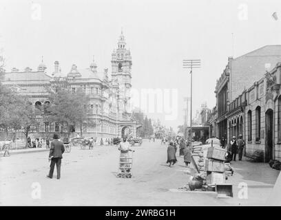 Église et mairie, Maritzburg, Afrique du Sud, entre 1900 et 1930, City & Town Life, Afrique du Sud, Maritzburg, 1900-1930, tirages photographiques, 1900-1930., tirages photographiques, 1900-1930, 1 tirage photographique Banque D'Images