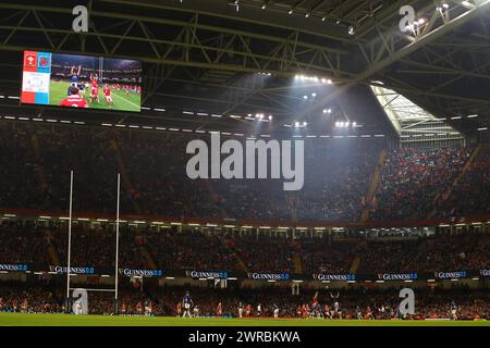 Cardiff, Royaume-Uni. 10 mars 2024. Vue générale pendant une sortie de ligne. Match du championnat Guinness six Nations 2024, pays de Galles - France au Principality Stadium de Cardiff le dimanche 10 mars 2024. photo par Andrew Orchard/Andrew Orchard photographie sportive/ Alamy Live News crédit : Andrew Orchard photographie sportive/Alamy Live News Banque D'Images