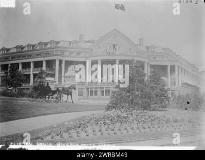 Clifton House, Niagara Falls, Canada, photographie montrant la Clifton House, Niagara Falls, Canada qui fut le lieu de la Conférence de paix de Niagara en 1914., 1914 Dec., négatifs en verre, 1 négatif : verre Banque D'Images