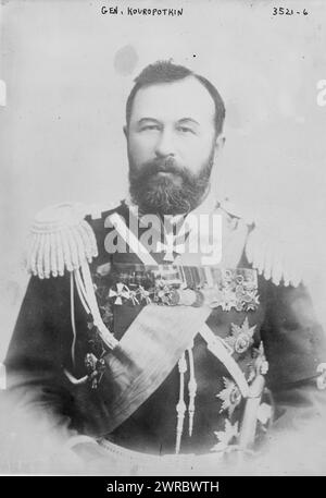 Gen. Kouropotkine (i.e. Kouropotkine), photographie montre le général Alexei Nikolaïevitch Kouropotkine (1848-1925), qui a servi comme ministre impérial de la Guerre de Russie de 1898 à 1904)., entre CA. 1910 et env. 1915, négatifs en verre, 1 négatif : verre Banque D'Images