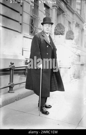 Hyo Togo, photographie montre Hyo Togo, le fils de l'amiral Togo, chef de la Marine impériale japonaise., entre env. 1910 et env. 1920, négatifs en verre, 1 négatif : verre Banque D'Images
