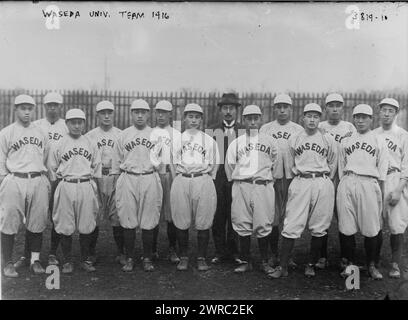 Équipe de l'Université Waseda du Japon (baseball), 1916., négatifs en verre, 1 négatif : verre Banque D'Images