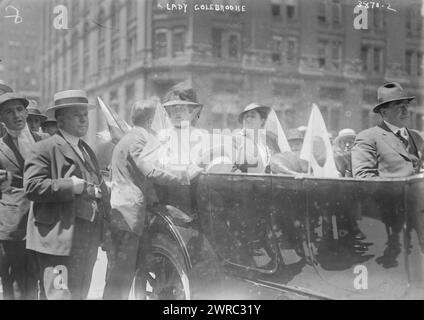 Lady Colebrooke, photographie montre Alexandra Harriet Paget Colbrooke (1865-1944) au Allied Bazaar ticket Day à New York, le 1er juin 1916., 1916 juin, Glass Negative, 1 négatif : verre Banque D'Images