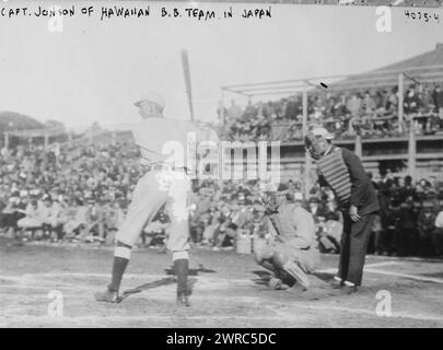 Capitaine Johnson de l'équipe de baseball Hawaï B.b.au Japon, entre CA. 1915 et env. 1920, Baseball, négatifs en verre, 1 négatif : verre Banque D'Images