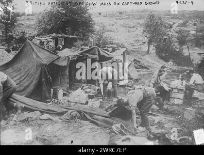 Mess des officiers d'artillerie britanniques sur le terrain capturé, la photographie montre la tente de mess des officiers d'artillerie britanniques devant Kemmel, Belgique, 10 juin 1917, pendant la bataille de Messines pendant la première Guerre mondiale, 1917 juin 10, Guerre mondiale, 1914-1918, négatifs en verre, 1 négatif : verre Banque D'Images