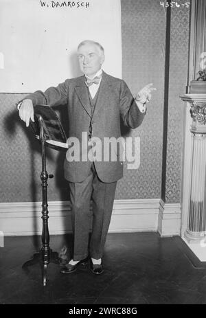 W. Damrosch, photographie montre le chef d'orchestre et compositeur allemand américain Walter Damrosch (1862-1950), qui a été directeur de l'Orchestre symphonique de New York., entre CA. 1915 et env. 1920, négatifs en verre, 1 négatif : verre Banque D'Images