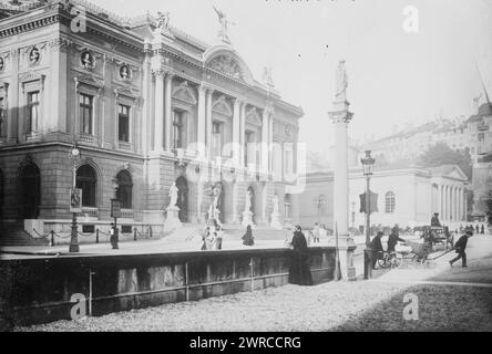 Nouveau Théâtre, Genève, photographie montre le Grand Théâtre de Genève un opéra à Genève, Suisse., entre CA. 1915 et env. 1920, négatifs en verre, 1 négatif : verre Banque D'Images