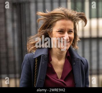 Londres, Royaume-Uni. 12 mars 2024. Lucy Frazer, secrétaire à la culture lors d'une réunion du cabinet au 10 Downing Street London. Crédit : Ian Davidson/Alamy Live News Banque D'Images