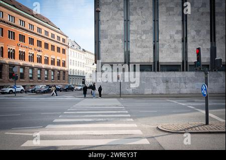 Franchissement routier à Kongens Nytorv à Copenhague, Danemark Banque D'Images