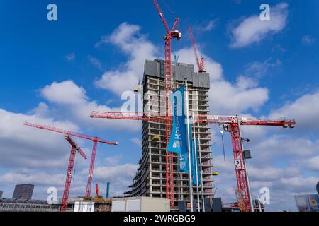 Shell du projet de construction Elbtower, la conclusion architecturale de Hafencity Hambourg, à l'est, est de croître à 64 étages et 245 mètres dans Banque D'Images