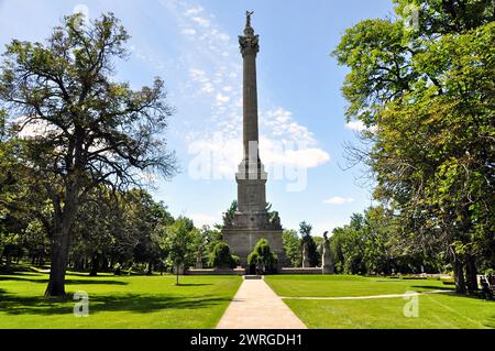 Brocks Monument. À Queenston Heights, en Ontario, près de Niagara Falls, se trouve un site historique lié à la guerre de 1812. Banque D'Images