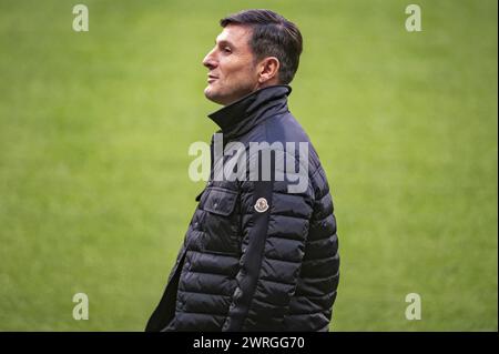 Madrid, Espagne. 12 mars 2024. Javier Zanetti, ancien joueur et vice-président du FC Internazionale, a été vu lors de la séance d'entraînement et de la conférence de presse la veille du match de football de la Ligue des Champions entre l'Atletico Madrid et le FC Internazionale au stade Metropolitano de Madrid, en Espagne. Crédit : Agence photo indépendante/Alamy Live News Banque D'Images