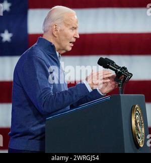 Wallingford, PA, États-Unis - 08 MARS 2024 - le président Joe Biden prononce un discours lors d'un événement de campagne à la Strath Haven Middle School. Banque D'Images