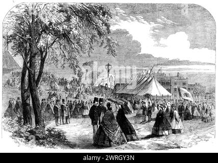 Jubilé floral récemment tenu en l'honneur du cinquantième anniversaire de la Dumfries and Galloway Horticultural Society, 1862. 'Le spectacle des plantes, des fruits et des fleurs... a eu lieu dans le charmant parc de l'institution Crichton. La tente d'exposition était dressée sur un niveau herbeux près du bowling-green... deux terrasses herbeuses à elles seules intervenant. Juste à côté du bowling-green... il y avait une grande tente de rafraîchissement. Des tentes plus petites étaient parsemées sur le terrain, et la toile blanche, contrastant avec la verdure des arbres, donnait de la variété à l'image. Pas le moins attrayant... étaient les terrains bien ordonnés, ami Banque D'Images