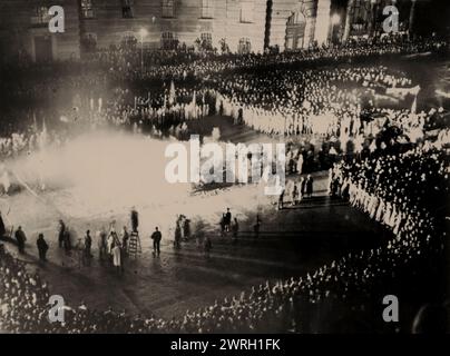 Gravure de livres sur l'Opernplatz à Berlin le 10 mai 1933, 1933. Collection privée Banque D'Images