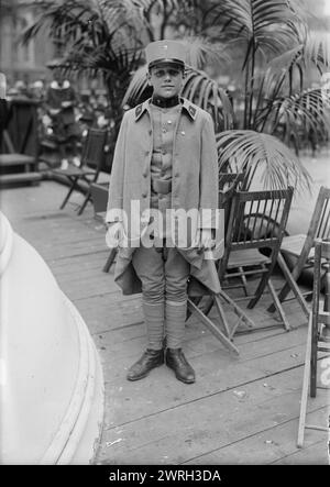 Borden Harriman, 1918 ans. Borden Harriman, le fils du courtier Oliver Harriman, Jr. (1862-1940) qui collectait des dons pour le Fonds de la seconde Guerre de la Croix-Rouge américaine pendant la première Guerre mondiale Banque D'Images