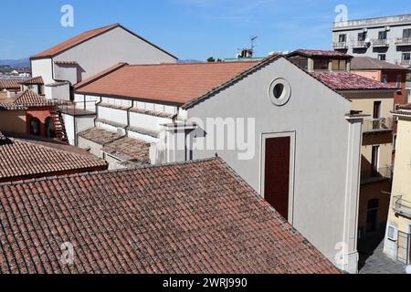 Benevento - Scorcio dell'ex Convento di San Vittorino dalla terrazza dell'Hortus conclusus Banque D'Images