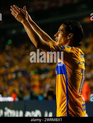 Monterrey, Mexique. 12 mars 2024. MONTERREY, MEXIQUE - 12 MARS 2024 : deuxième manche de la Coupe des Champions de la CONCACAF du 16e match entre UANL Tigres et Orlando City SC à Estádio Universitário. #16 Midfielder Tigres, Diego Lainez crédit obligatoire : Toby Tande/PXImages crédit : PX images/Alamy Live News Banque D'Images