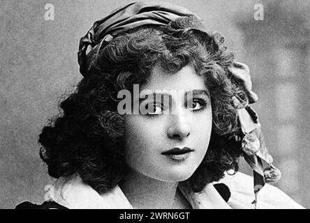 MABEL LOVE (1874-1953) actrice et danseuse anglaise Banque D'Images