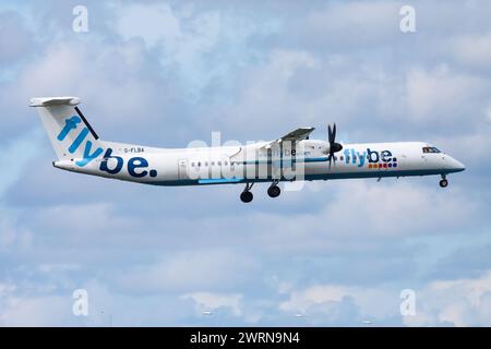 Amsterdam, pays-Bas - 15 août 2014: Avion passager Flybe à l'aéroport. Planifier un vol. Aviation et aéronefs. Transport aérien. Inter. Global Banque D'Images