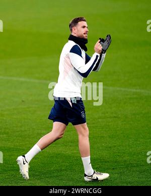 Jordan Henderson d'Ajax lors d'une séance d'entraînement à Villa Park, Birmingham. Date de la photo : mercredi 13 mars 2024. Banque D'Images