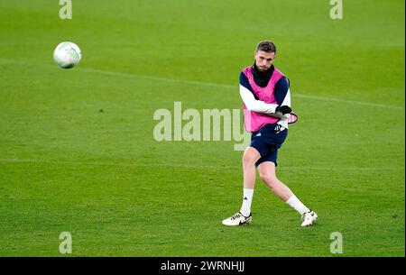 Jordan Henderson d'Ajax lors d'une séance d'entraînement à Villa Park, Birmingham. Date de la photo : mercredi 13 mars 2024. Banque D'Images