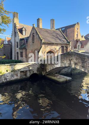 Pont Saint-Bonifacius -Bonifaciusbrug-, Bruges, Belgique. Photo de haute qualité Banque D'Images