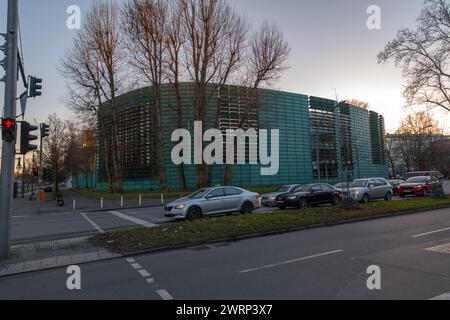 Berlin, Allemagne - 16 décembre 2021 : complexe des ambassades nordiques sur la Klingelhoferstrasse à Berlin, la capitale de l'Allemagne. Banque D'Images